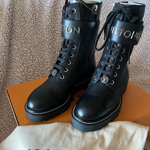 Louis Vuitton combat boots - Picture 4 of 10